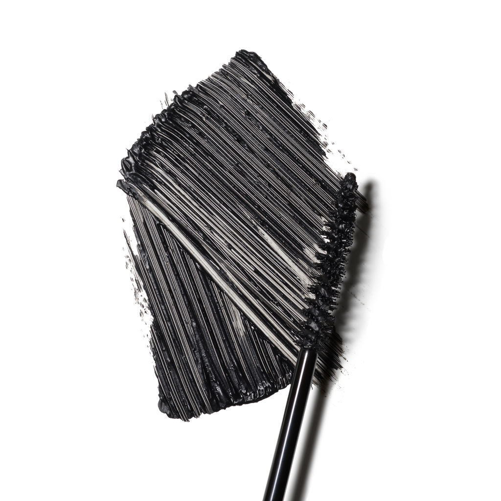 Extended Play Gigablack Lash Mascara - Everyday Beauty Essential