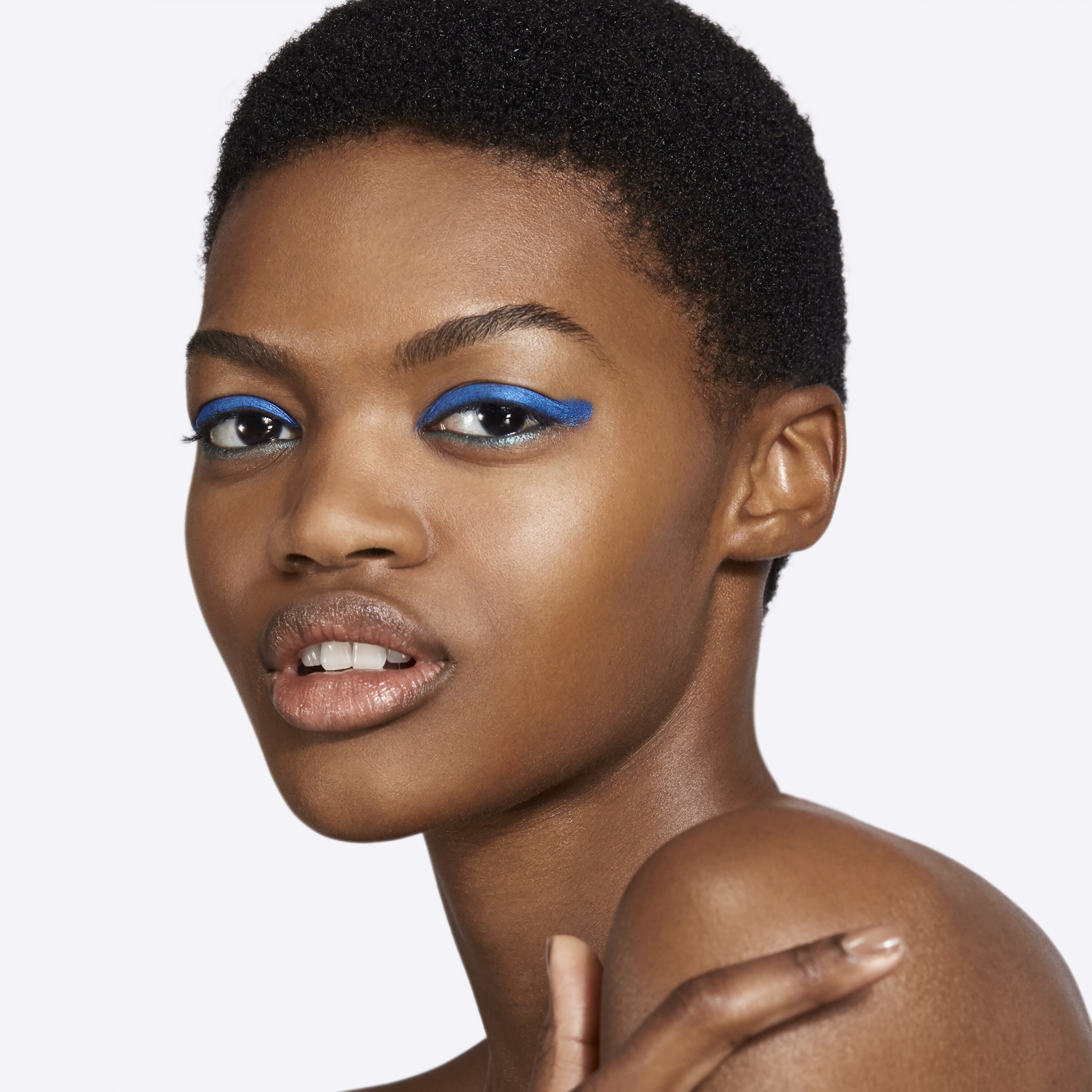 M·A·C Studio Face and Body Foundation 120 ml - Everyday Beauty Essential