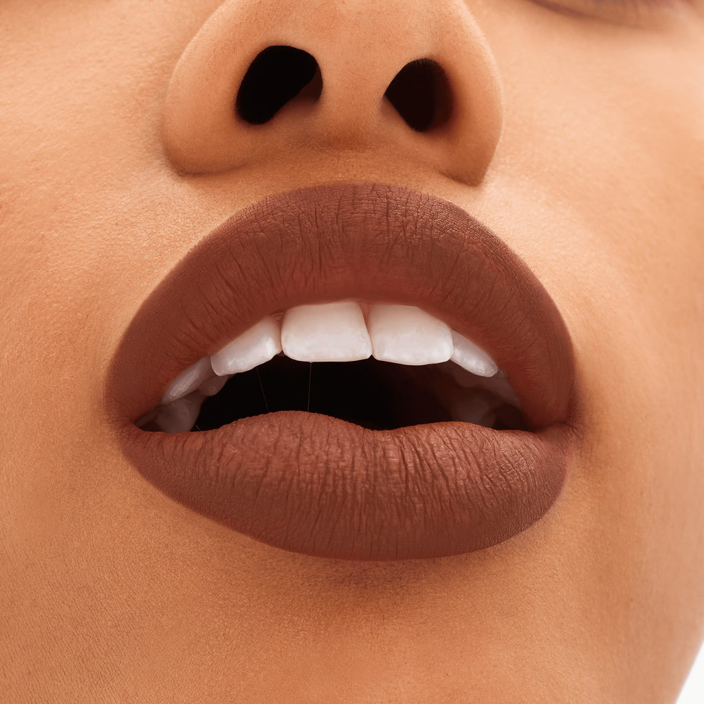 M·A·C Locked Kiss 24hr Lipstick - Everyday Beauty Essential