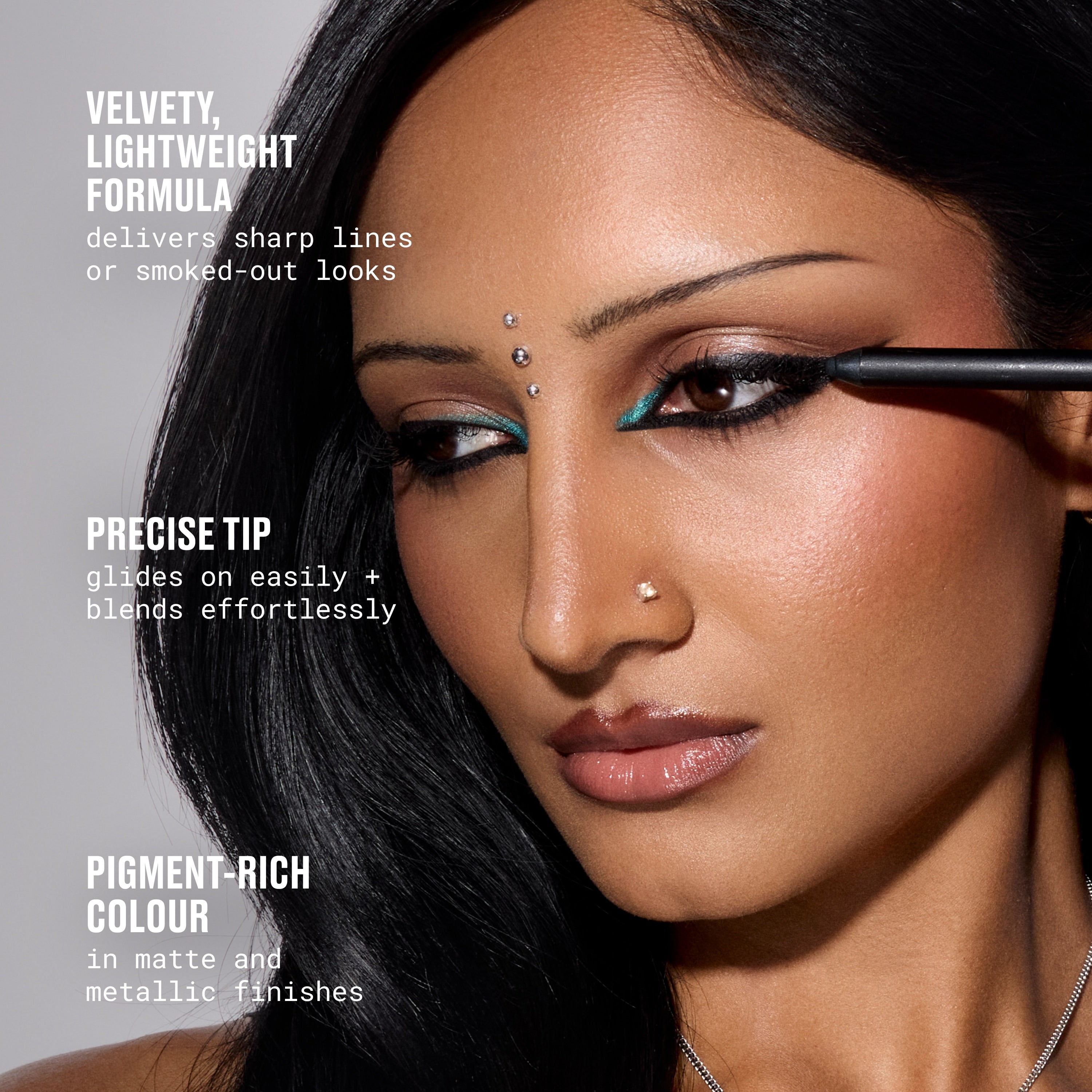 M·A·C Kajal Excess Longwear Smoky Eye Liner - Everyday Essential