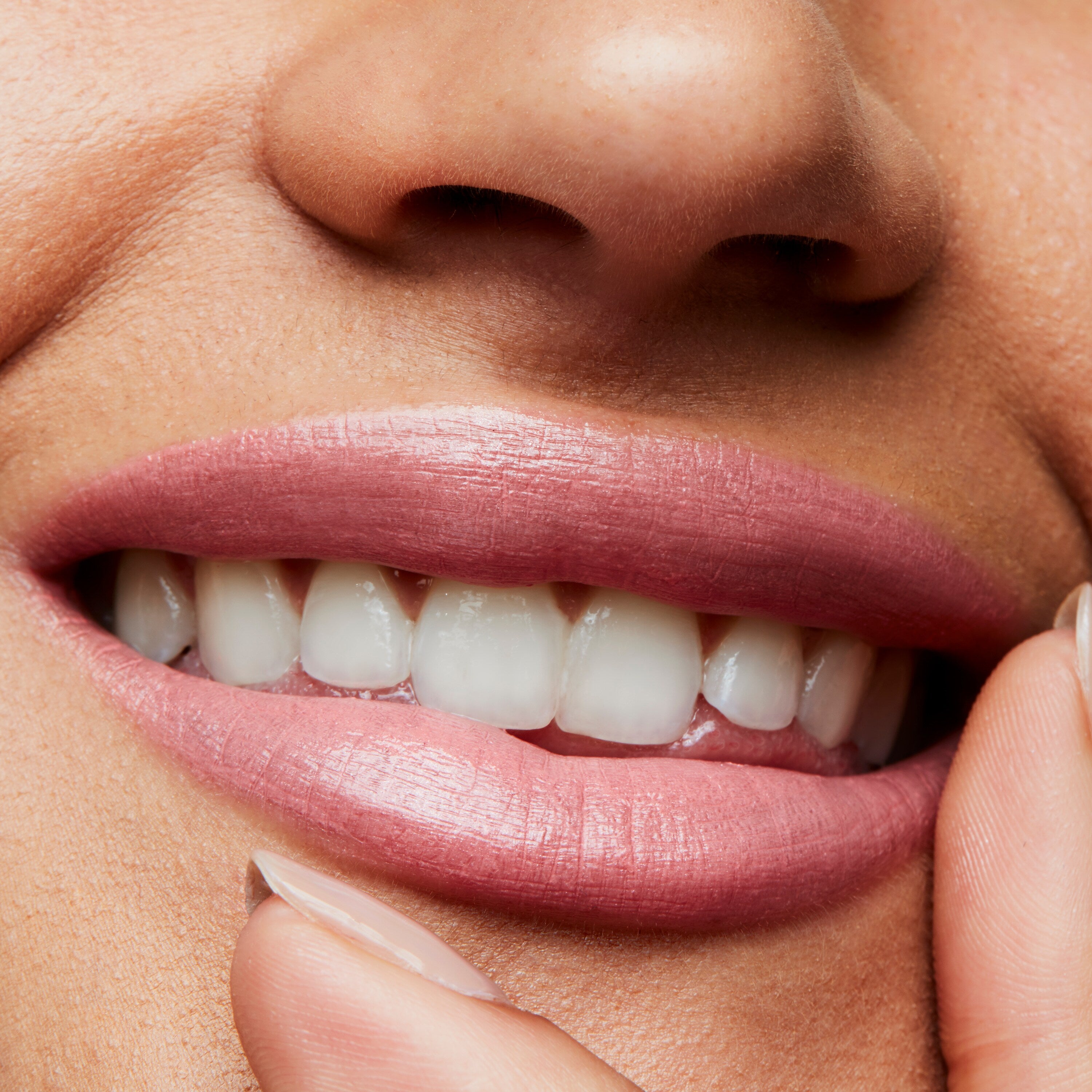 Frost Lipstick - Everyday Beauty Essential