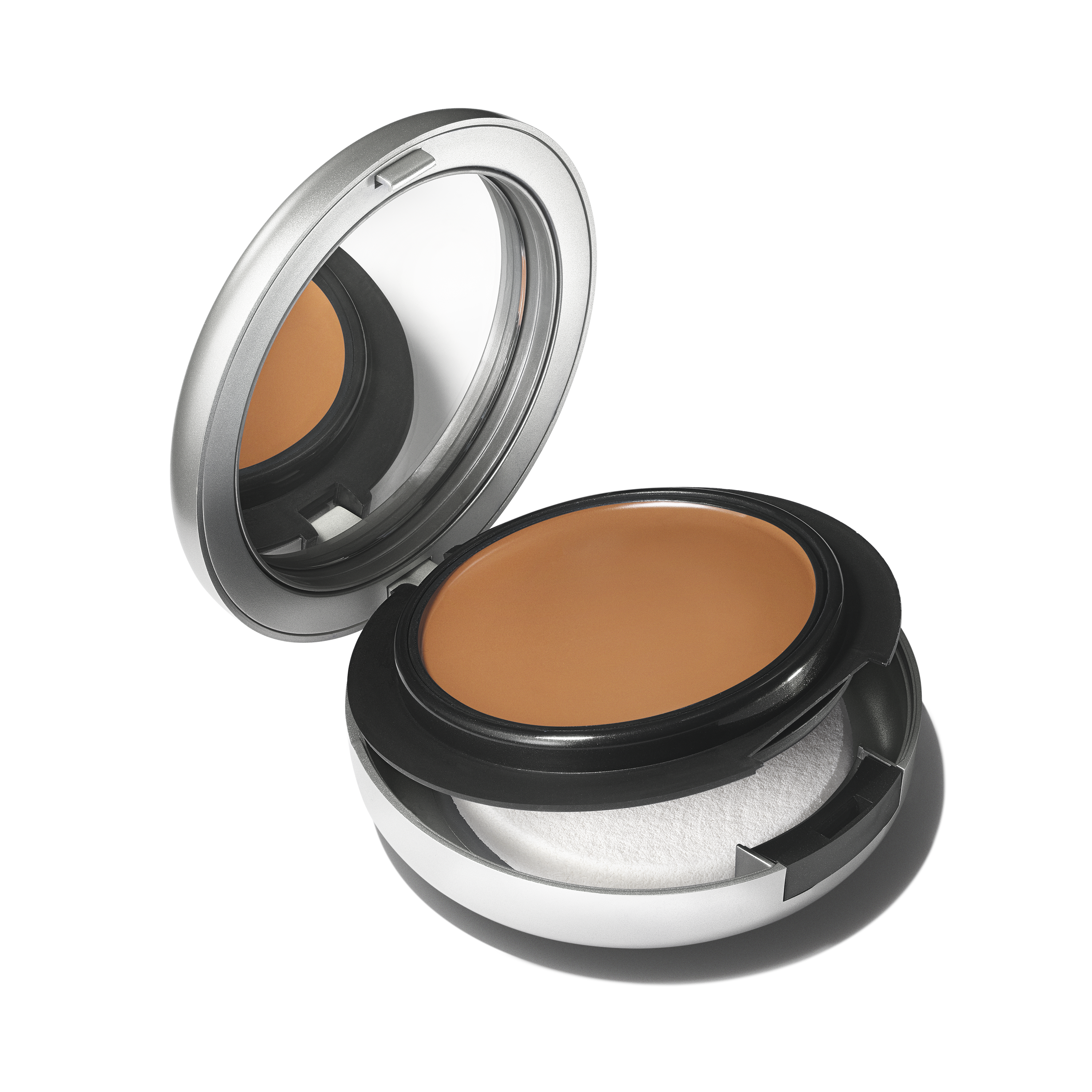 Studio Fix Tech Cream-To-Powder Foundation - Everyday Beauty Essential