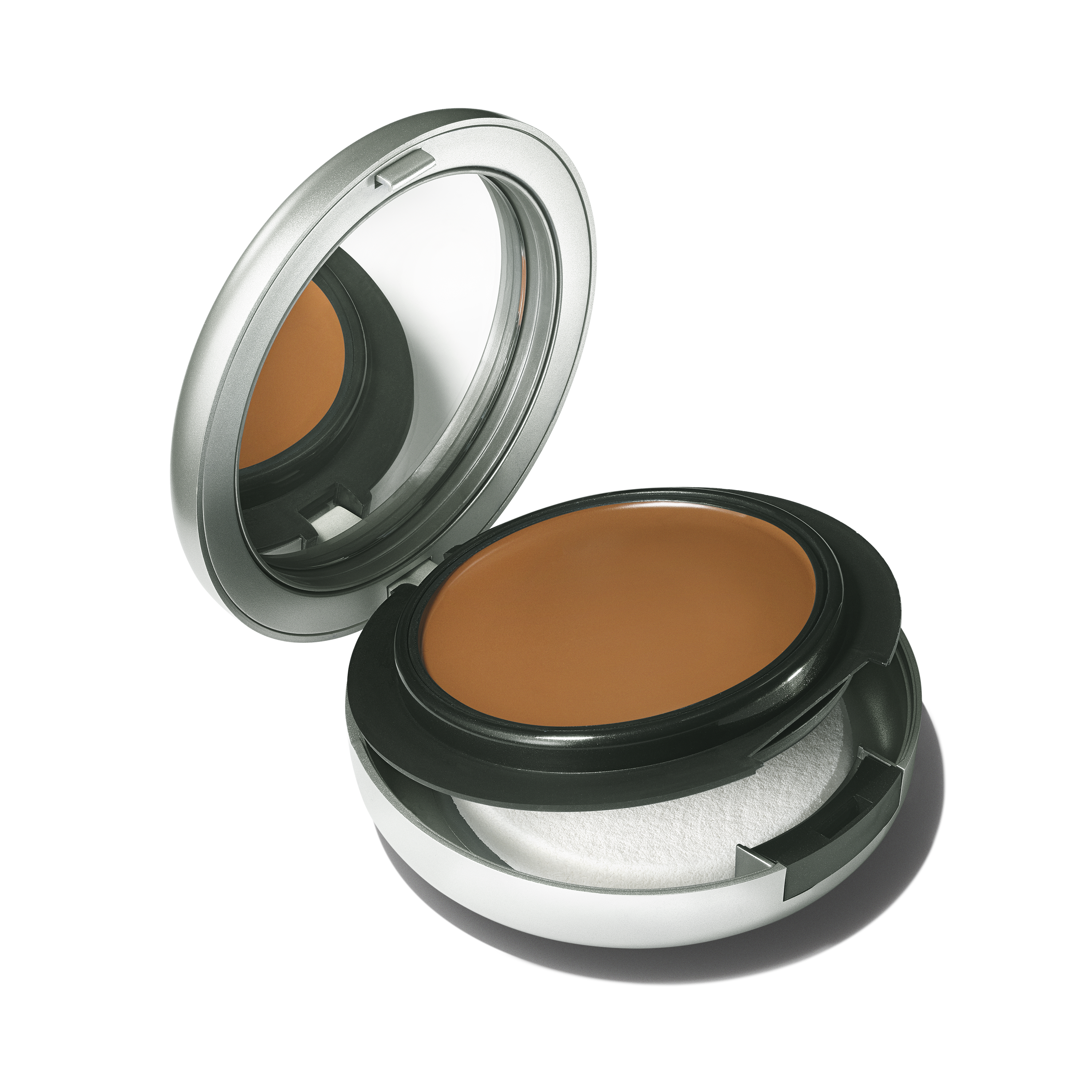 Studio Fix Tech Cream-To-Powder Foundation - Everyday Beauty Essential