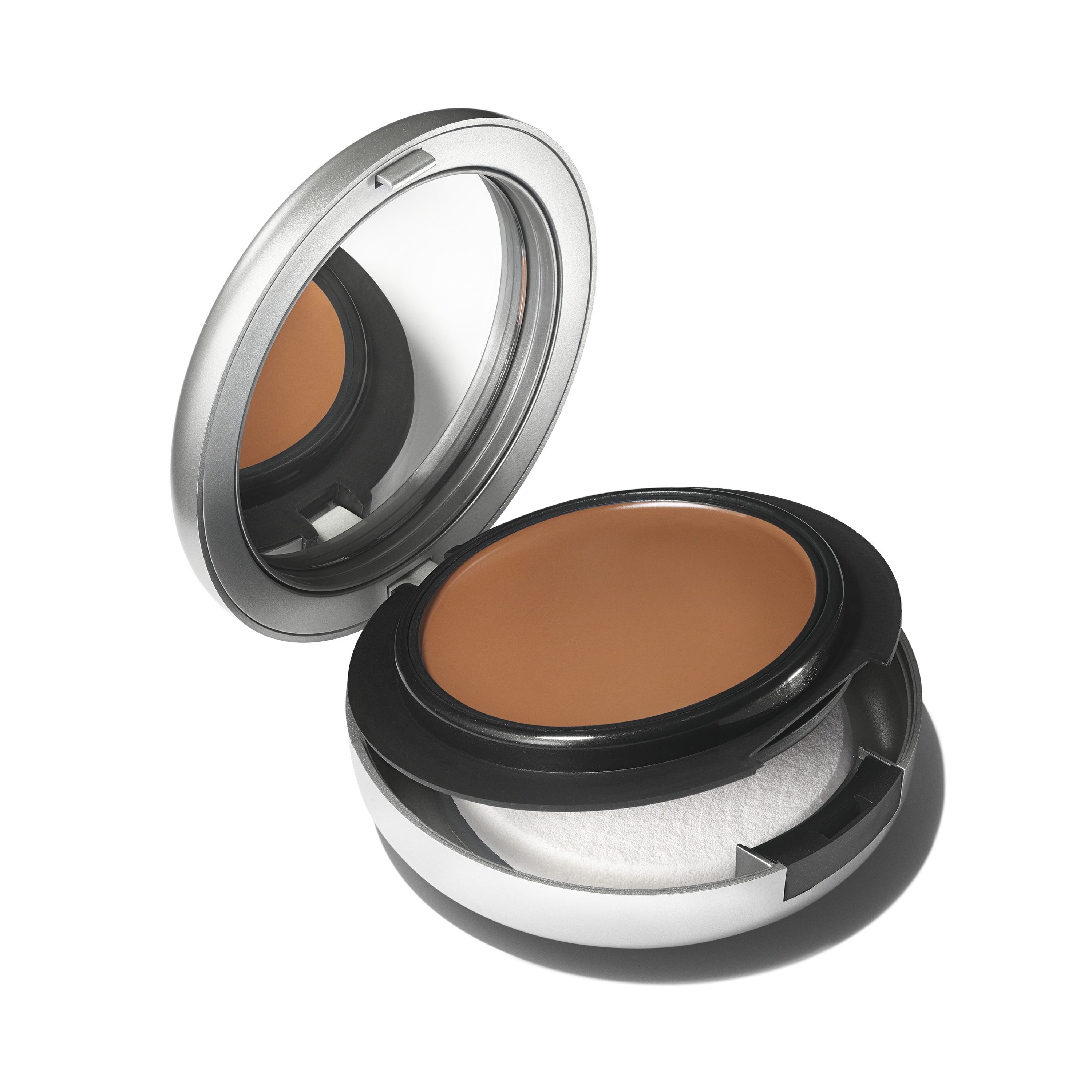 Studio Fix Tech Cream-To-Powder Foundation - Everyday Beauty Essential