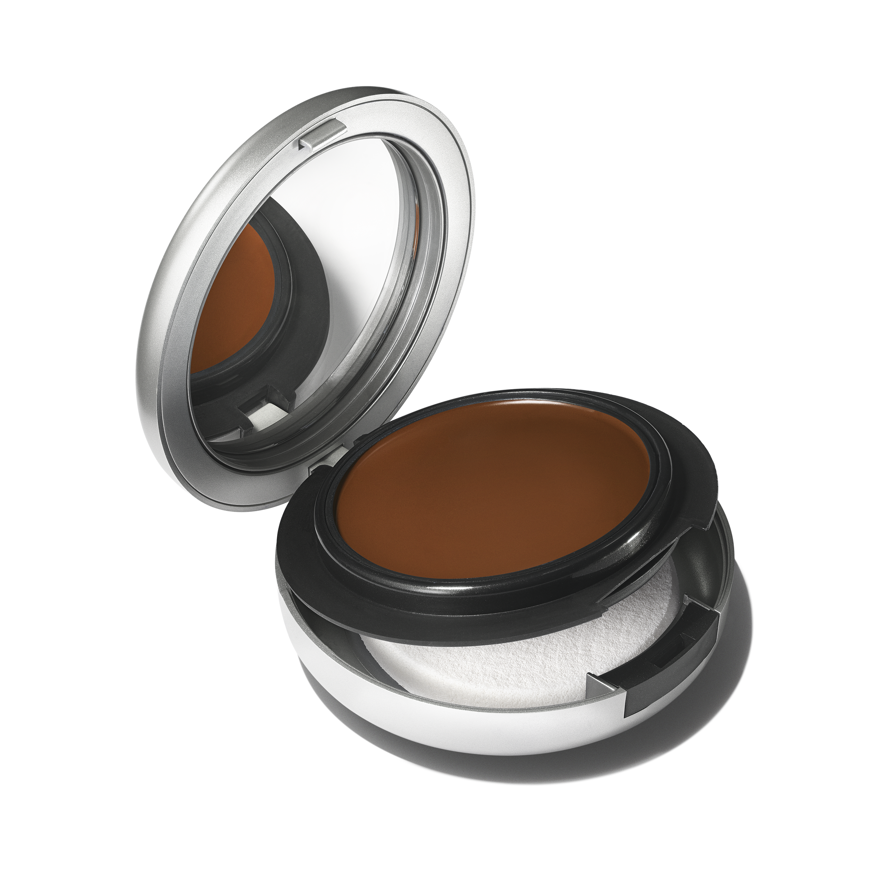 Studio Fix Tech Cream-To-Powder Foundation - Everyday Beauty Essential