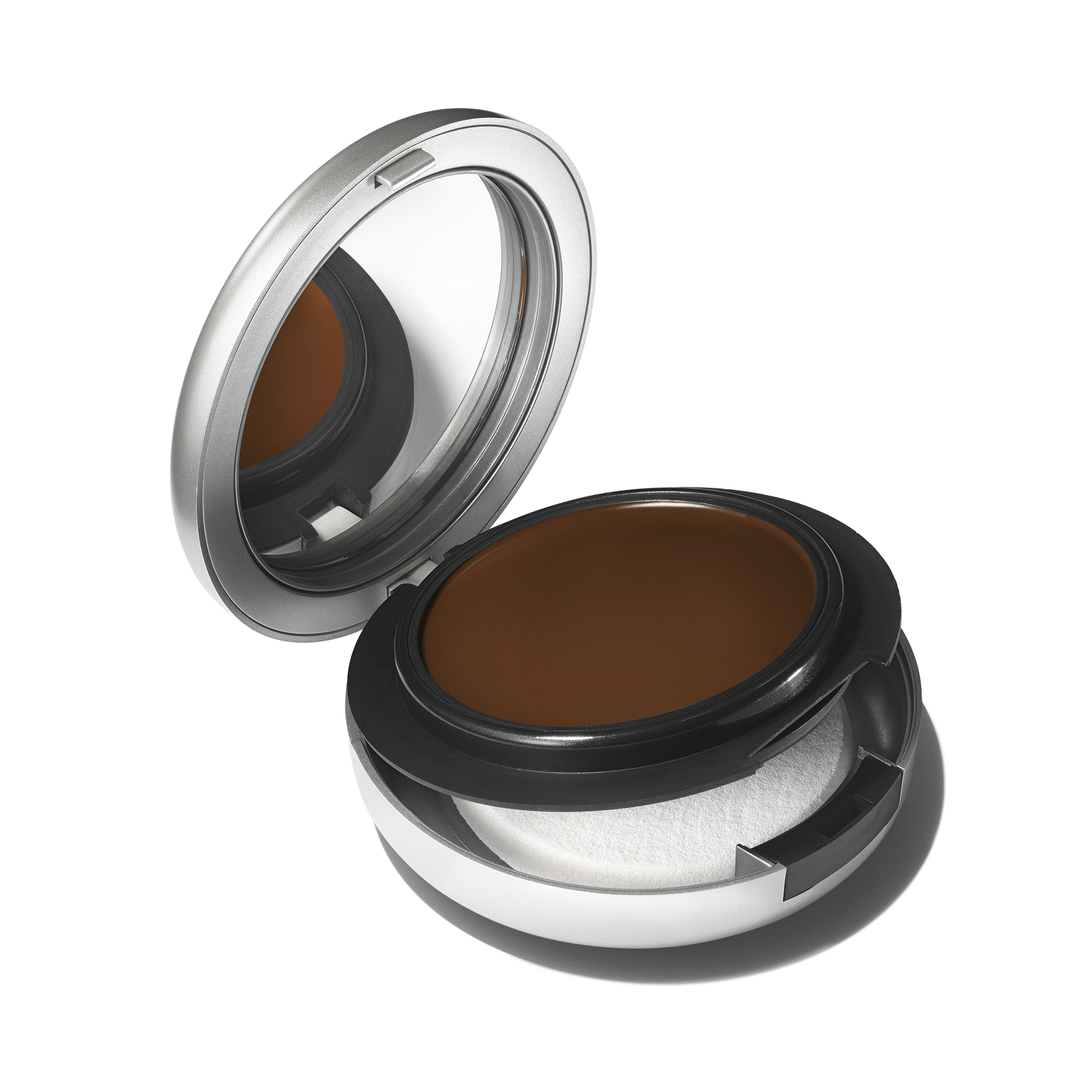 Studio Fix Tech Cream-To-Powder Foundation - Everyday Beauty Essential