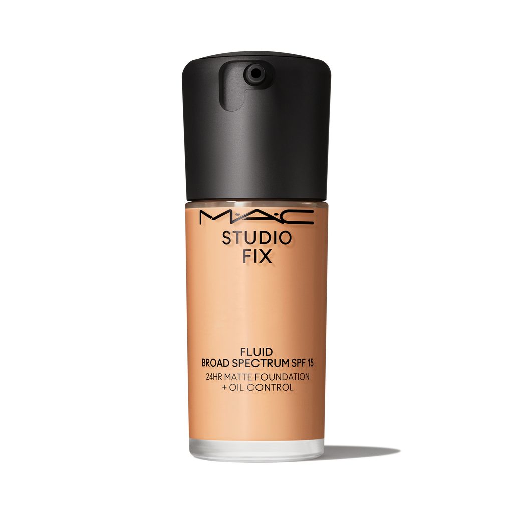 Studio Fix Fluid SPF 15 24HR Matte Foundation + Oil Control - Everyday Beauty Essential