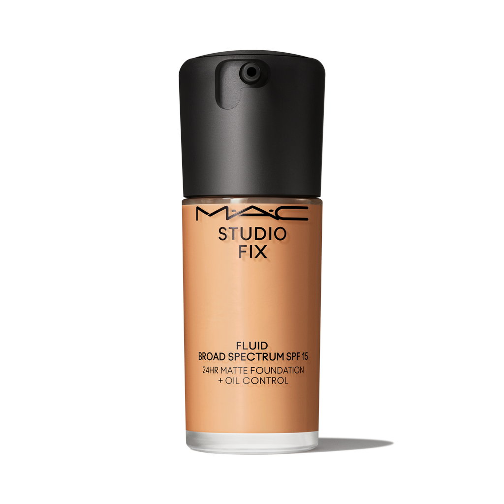 Studio Fix Fluid SPF 15 24HR Matte Foundation + Oil Control - Everyday Beauty Essential