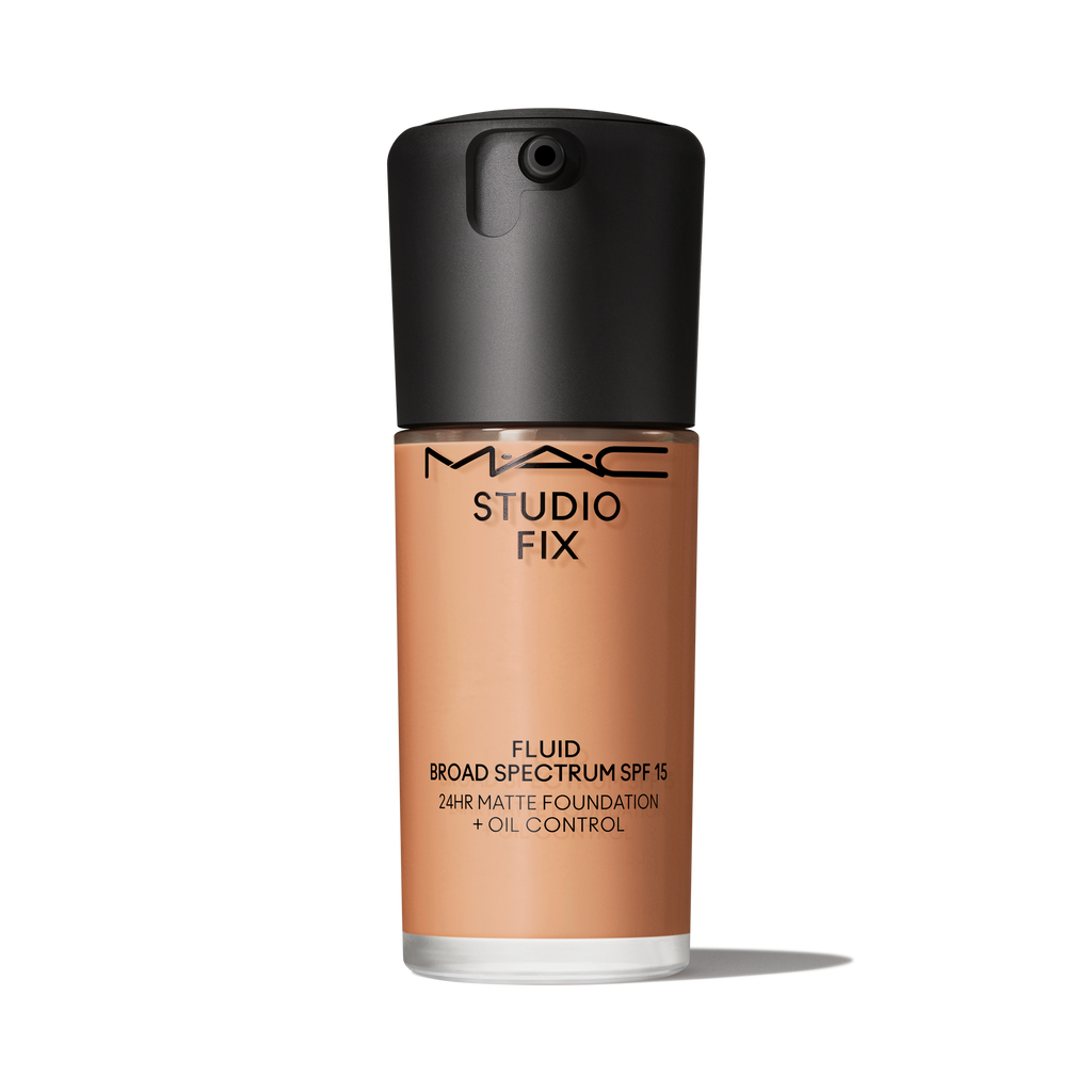 Studio Fix Fluid SPF 15 24HR Matte Foundation + Oil Control - Everyday Beauty Essential