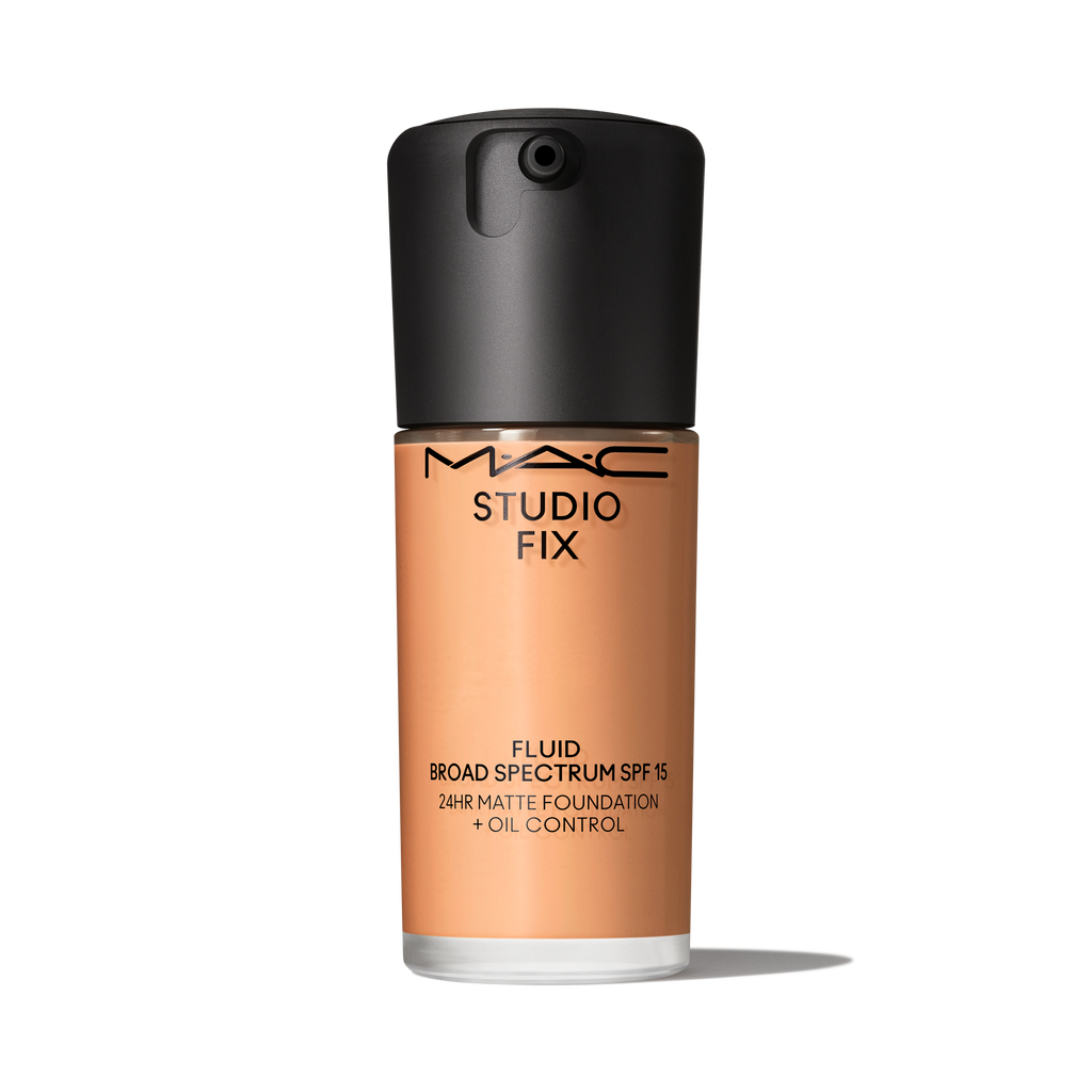 Studio Fix Fluid SPF 15 24HR Matte Foundation + Oil Control - Everyday Beauty Essential