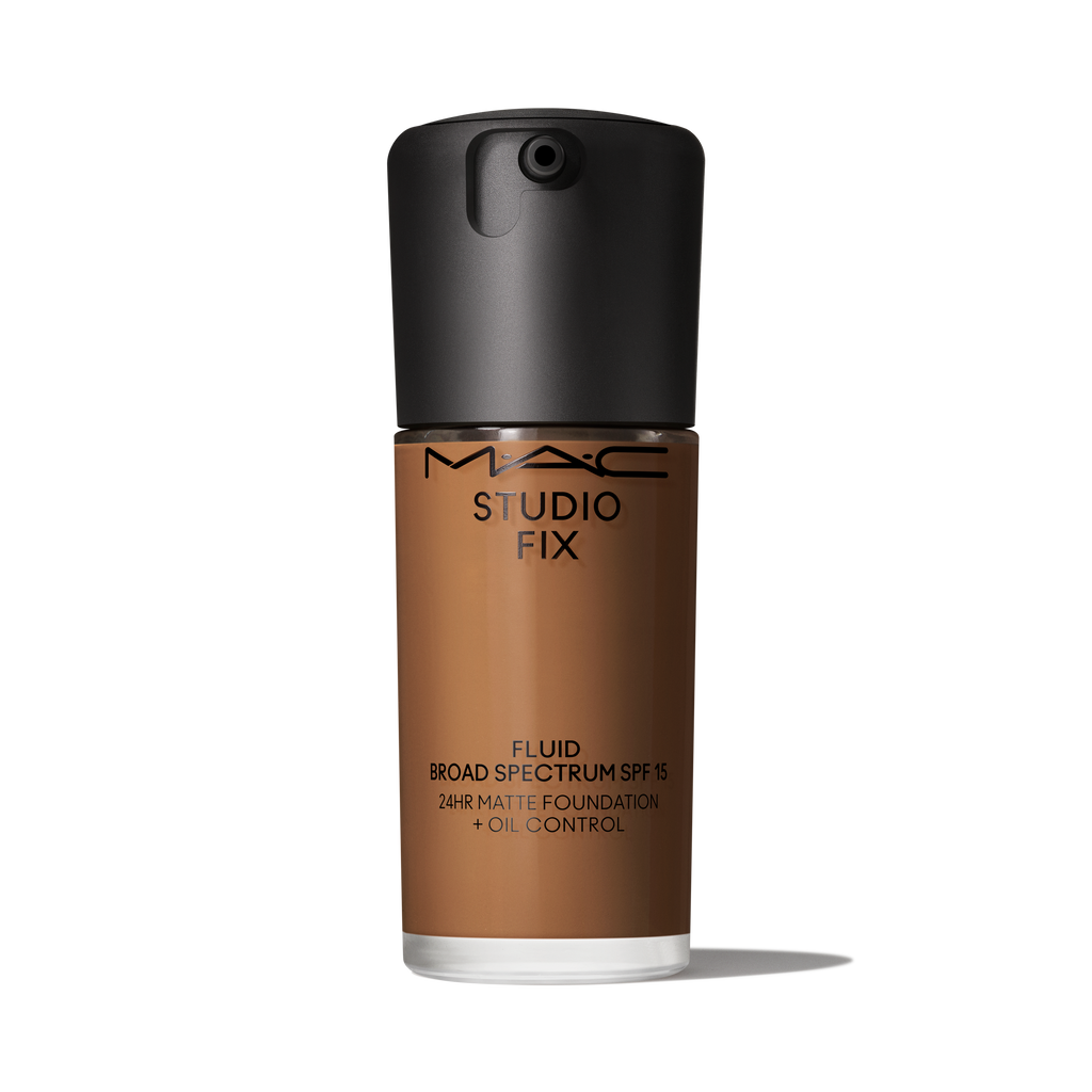 Studio Fix Fluid SPF 15 24HR Matte Foundation + Oil Control - Everyday Beauty Essential