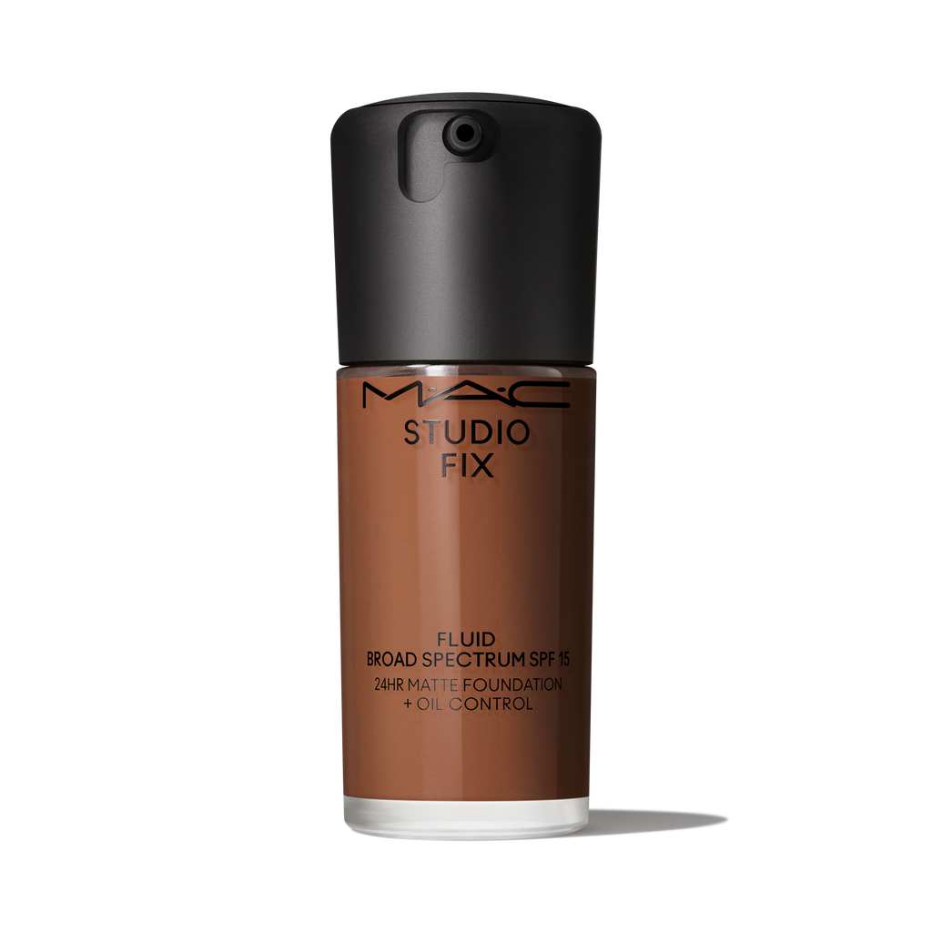 Studio Fix Fluid SPF 15 24HR Matte Foundation + Oil Control - Everyday Beauty Essential
