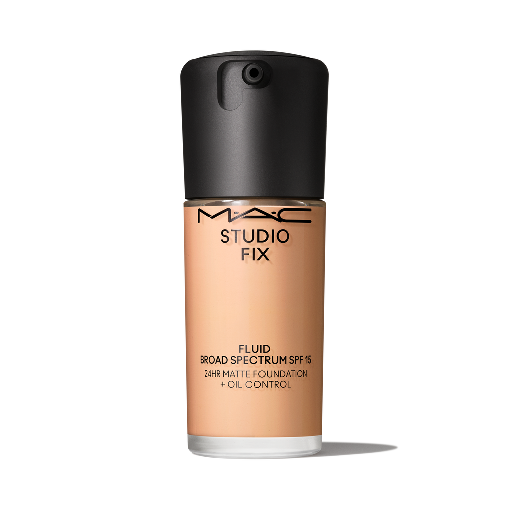 Studio Fix Fluid SPF 15 24HR Matte Foundation + Oil Control - Everyday Beauty Essential