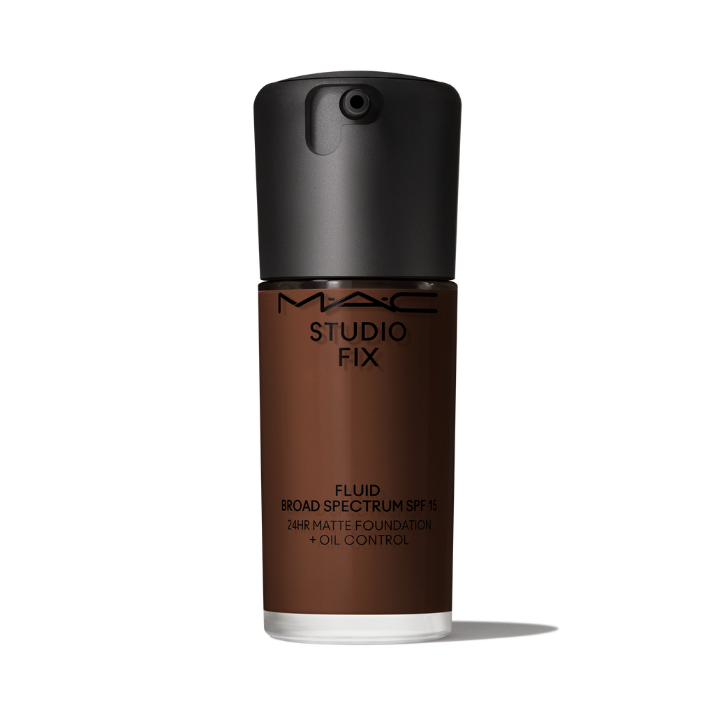 Studio Fix Fluid SPF 15 24HR Matte Foundation + Oil Control - Everyday Beauty Essential