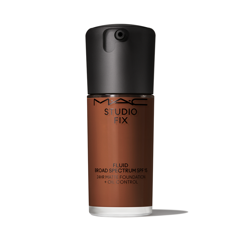 Studio Fix Fluid SPF 15 24HR Matte Foundation + Oil Control - Everyday Beauty Essential