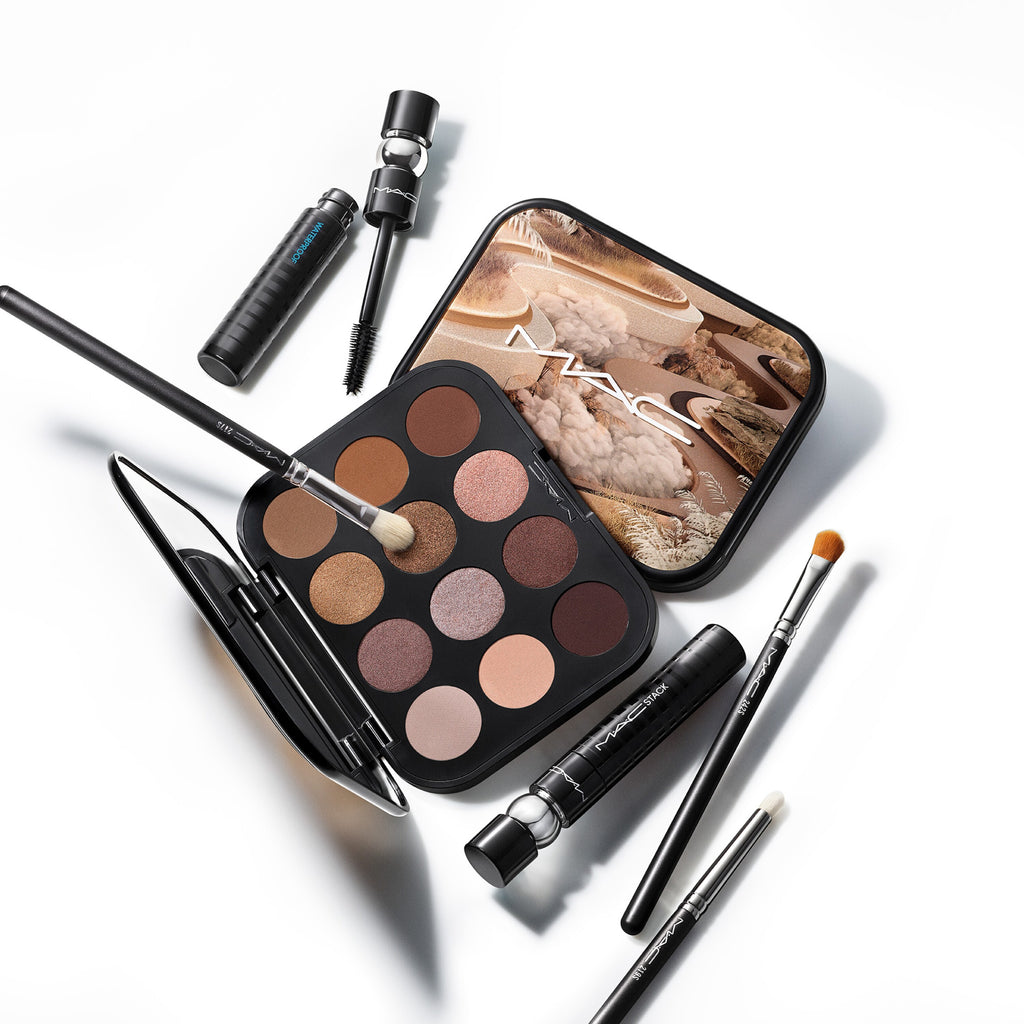 Connect In Colour Eye Shadow Palette: Unfiltered Nudes - Everyday Essential