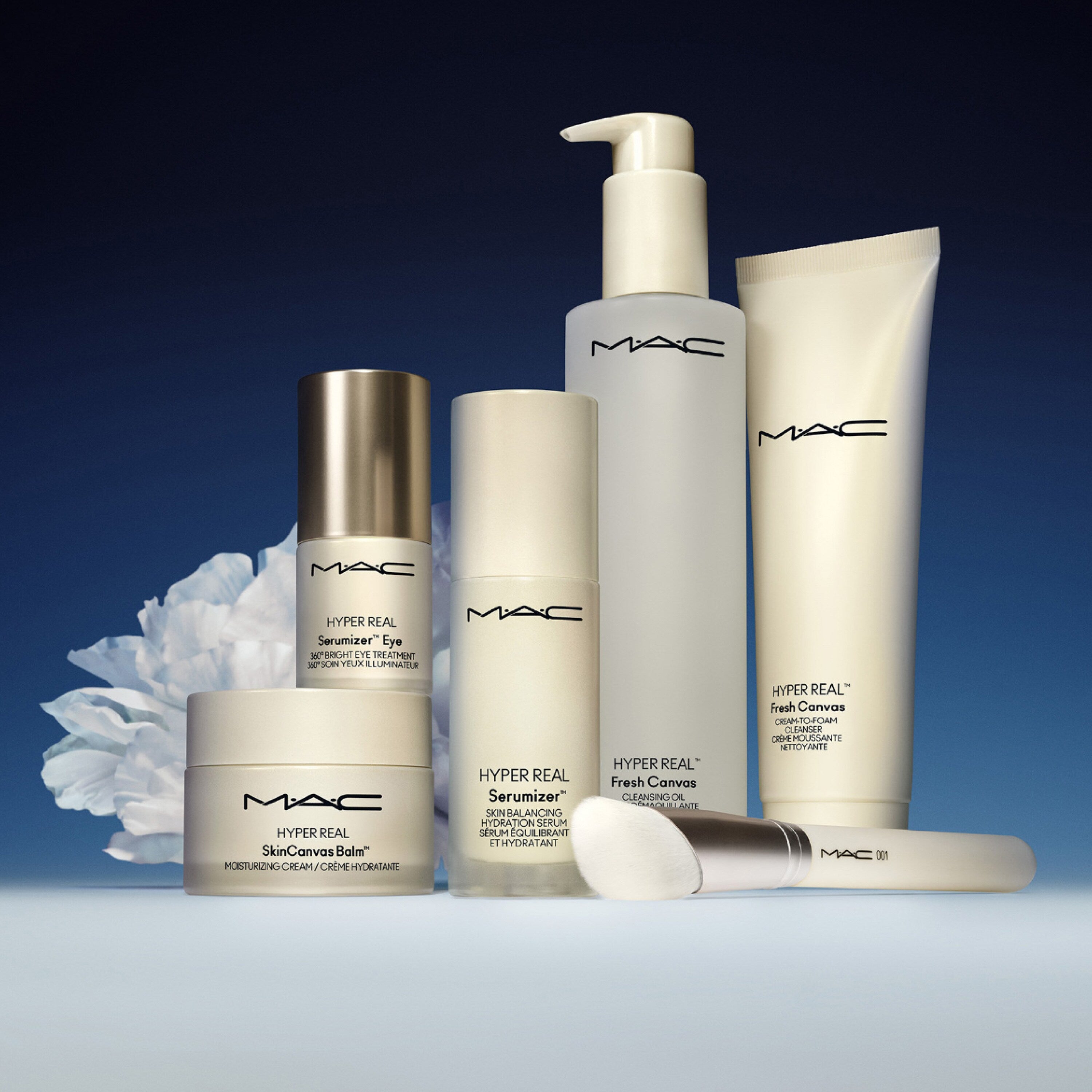 001 Serum + Moisturizer Brush - Everyday Beauty Essential